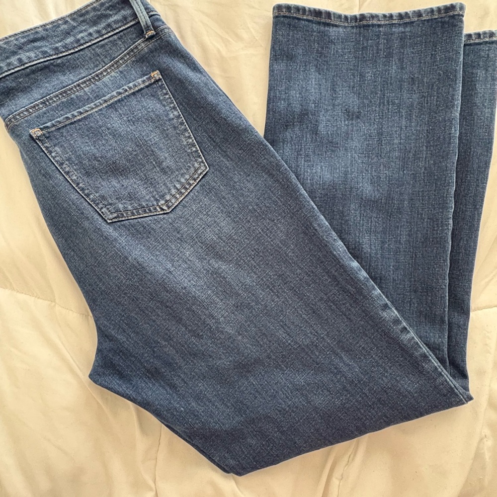 Talbots Women's Indigo Bootcut Jeans - Picture 4 of 4